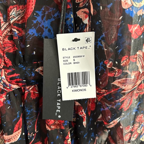 NWT Dex Black Tape Floral Paisley Kimono - Picture 9 of 9